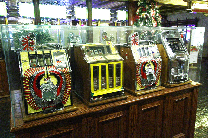 Old Slot Machines Las Vegas