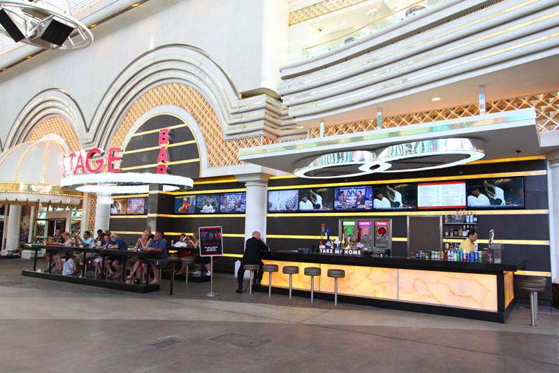 11 Great Places to Sit and People-Watch On Fremont Street