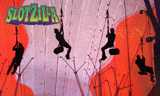 Slotzilla Zipline - Sitting