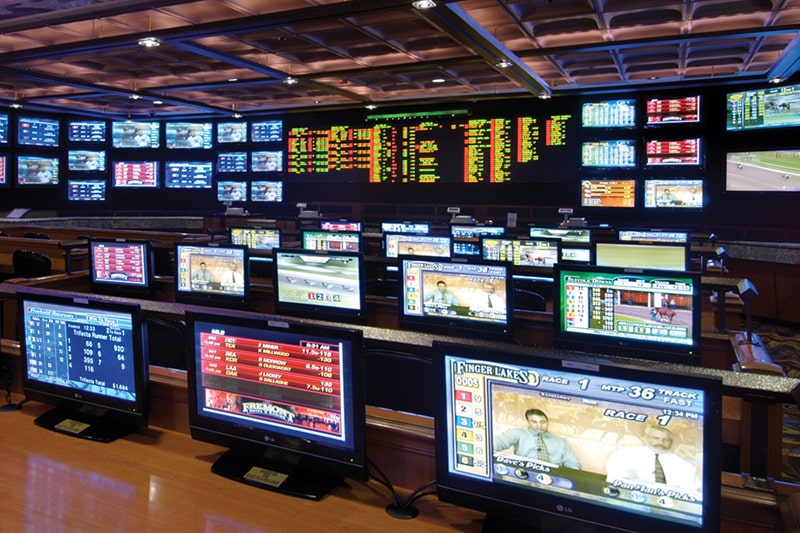Test Your Luck at the Best Sportsbooks in Downtown Las Vegas
