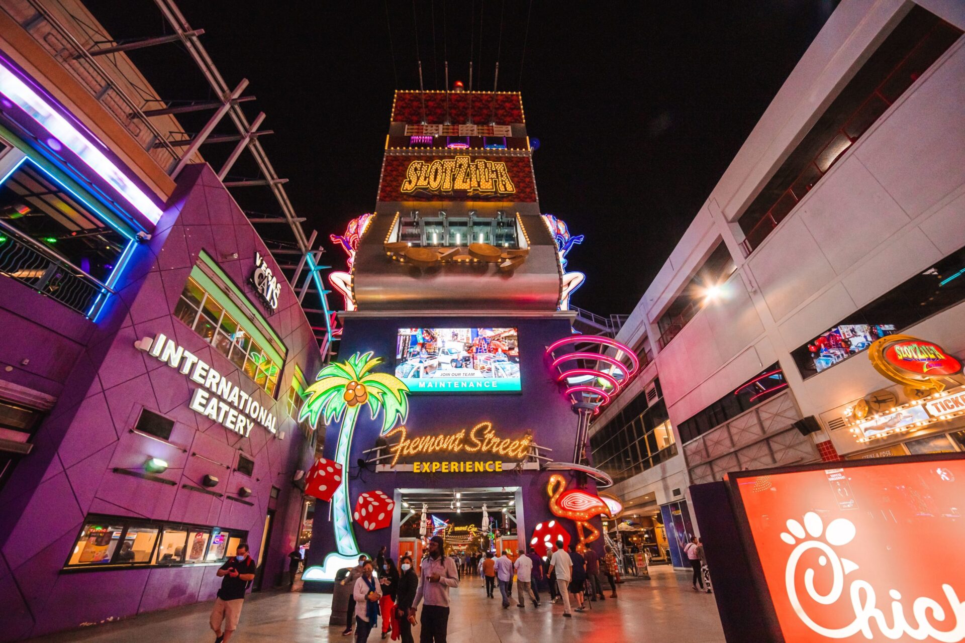 Las Vegas Summer 2022 To Dos Fremont Street Experience